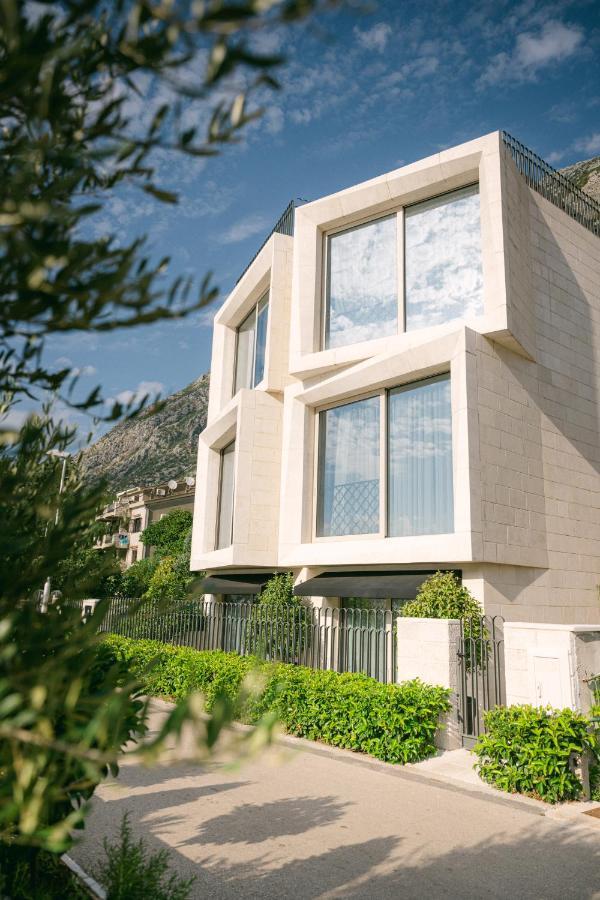 Corso Levante Luxury Suites Dobrota Kotor Exteriör bild