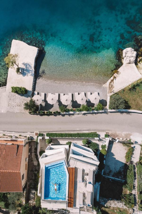 Corso Levante Luxury Suites Dobrota Kotor Exteriör bild