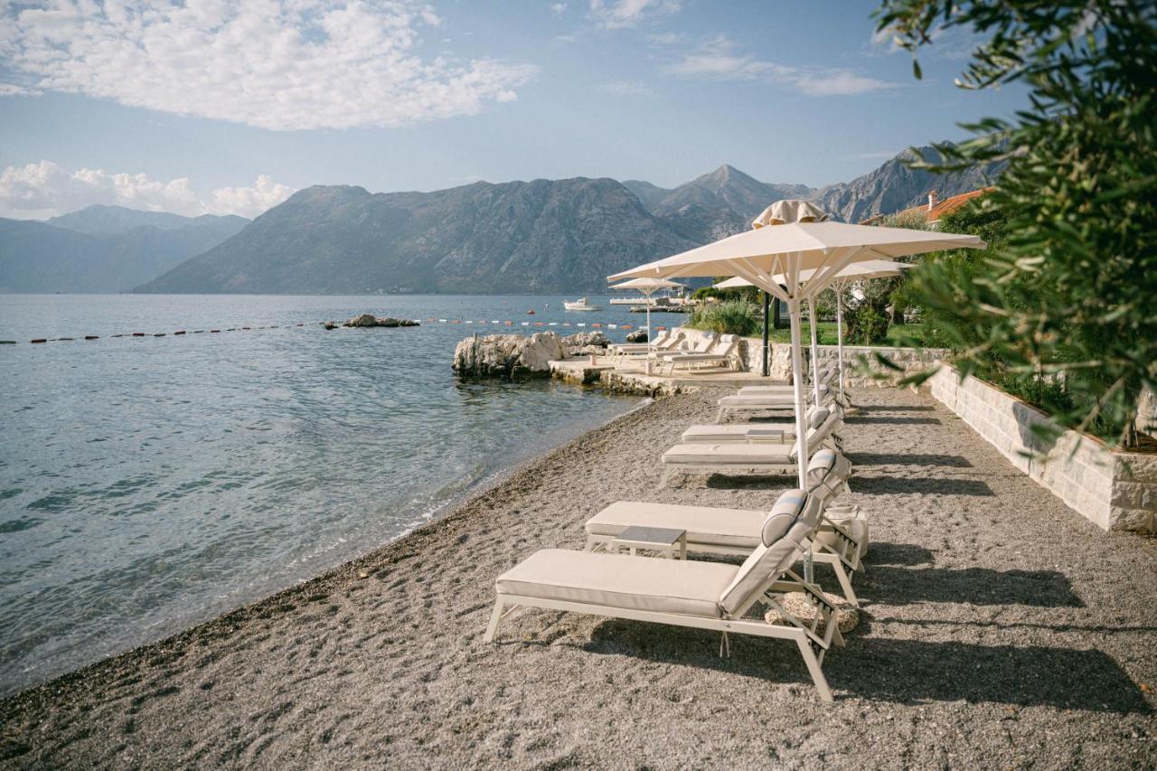 Corso Levante Luxury Suites Dobrota Kotor Exteriör bild