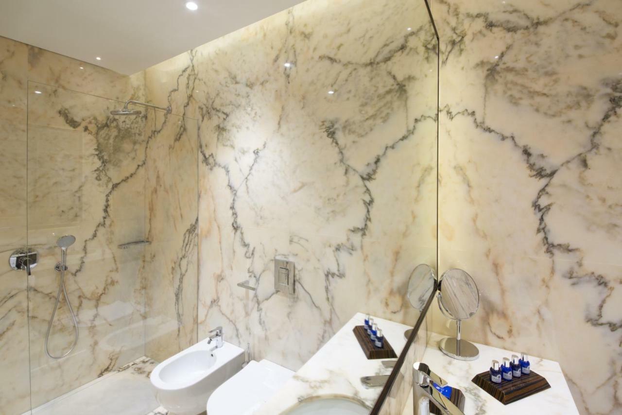 Corso Levante Luxury Suites Dobrota Kotor Exteriör bild