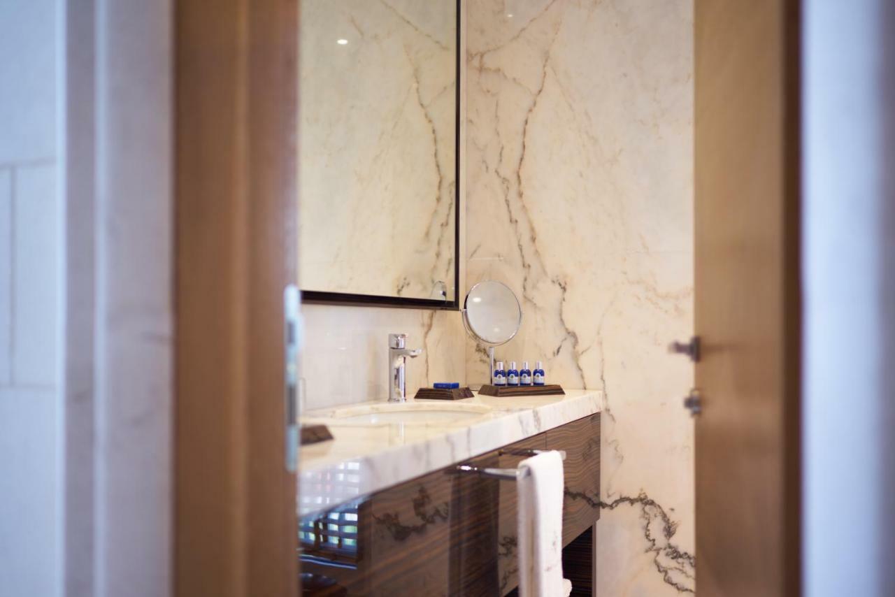 Corso Levante Luxury Suites Dobrota Kotor Exteriör bild